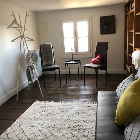 Beautifully Renovated On Place New York Bed & Breakfast *