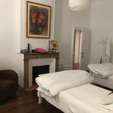 Beautifully Renovated On Place New York Bed & Breakfast
